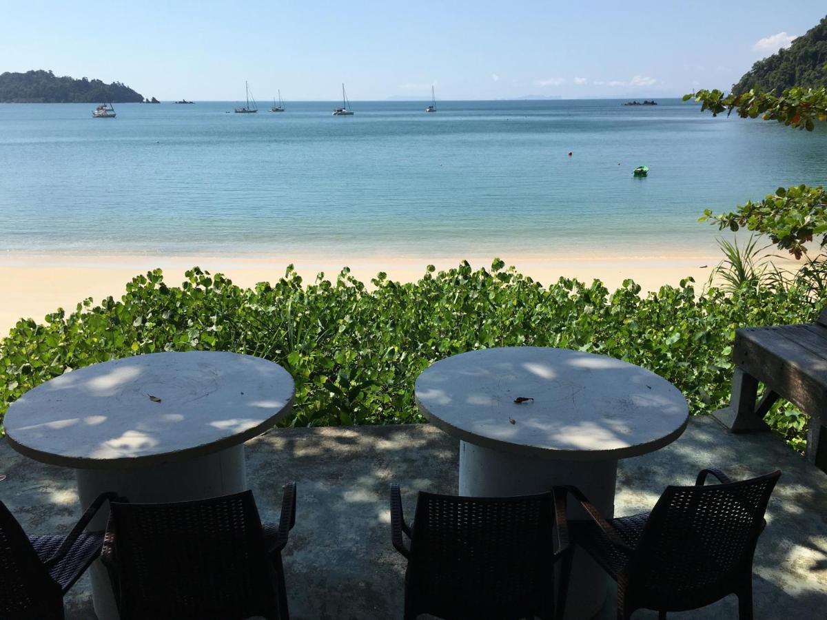 Starlight Beach Resort Koh Phayam Dış mekan fotoğraf