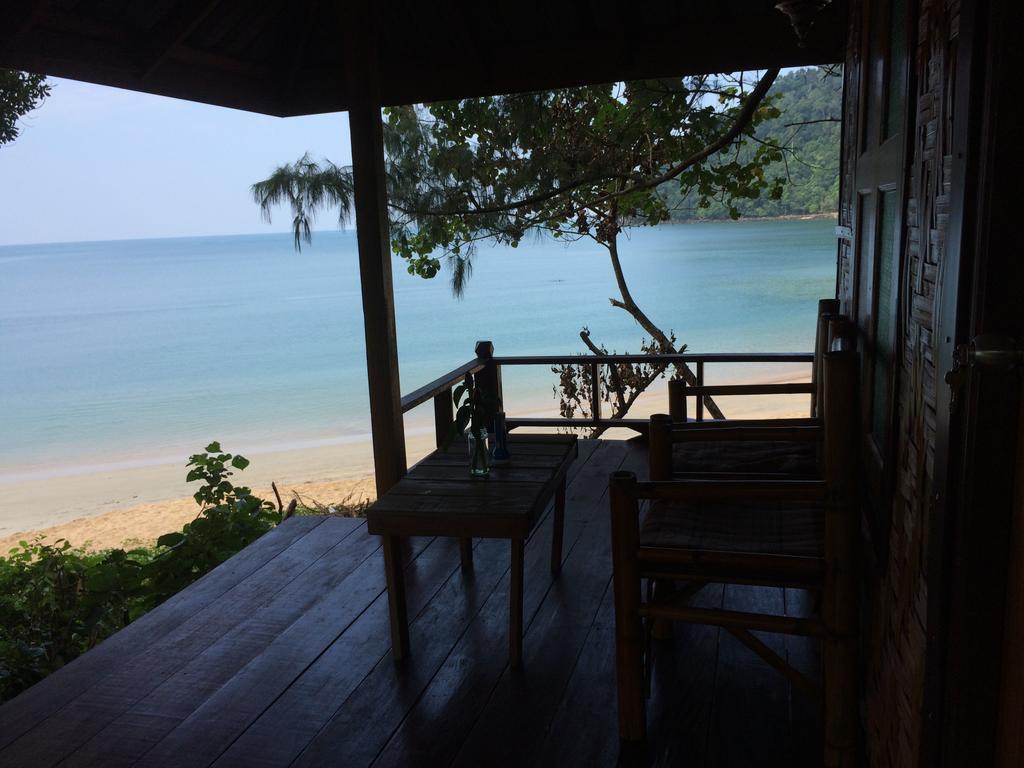 Starlight Beach Resort Koh Phayam Dış mekan fotoğraf