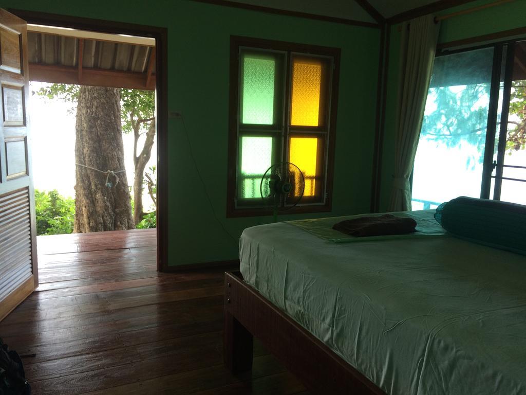 Starlight Beach Resort Koh Phayam Dış mekan fotoğraf