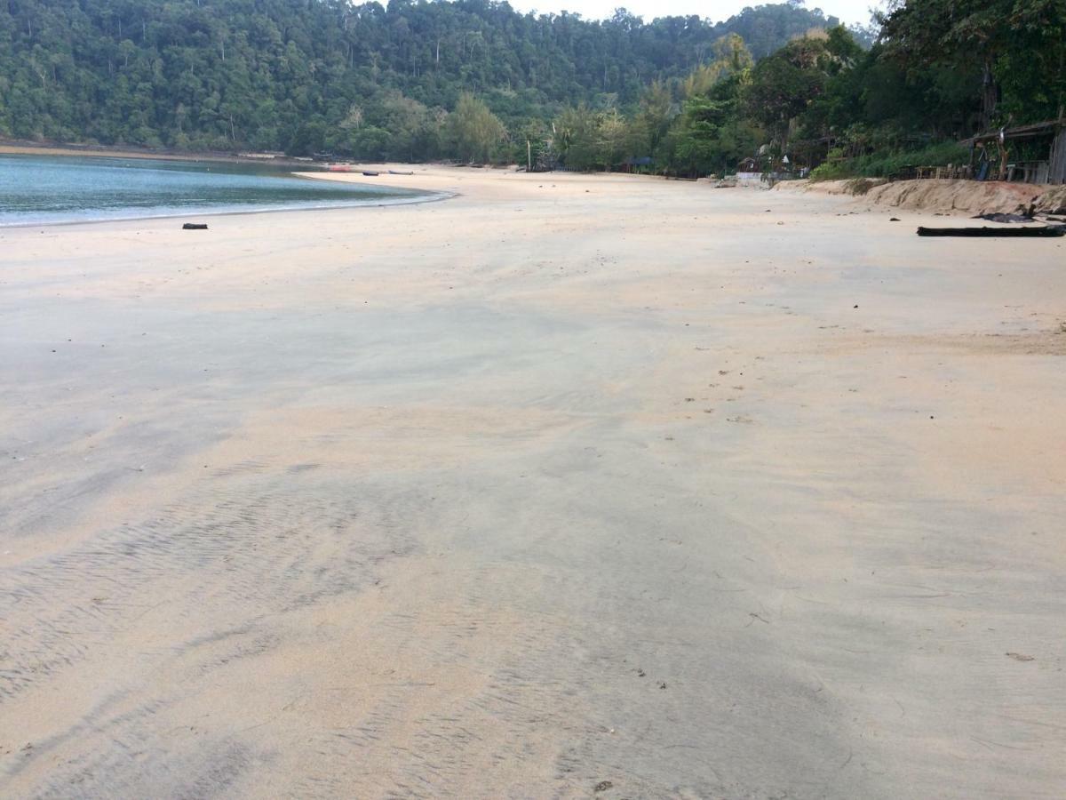 Starlight Beach Resort Koh Phayam Dış mekan fotoğraf