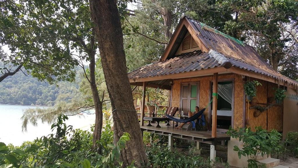 Starlight Beach Resort Koh Phayam Dış mekan fotoğraf