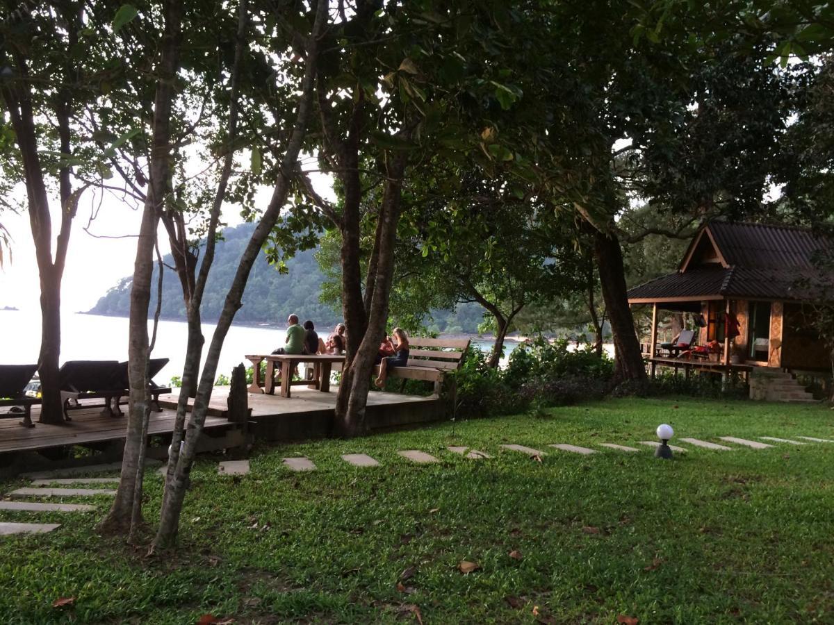 Starlight Beach Resort Koh Phayam Dış mekan fotoğraf