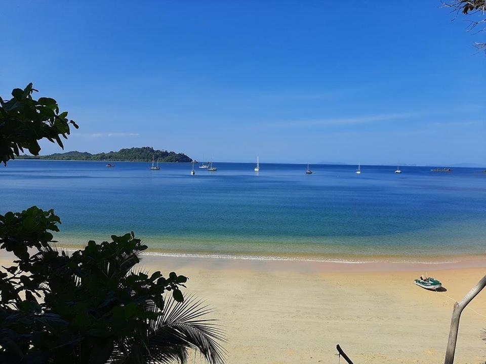 Starlight Beach Resort Koh Phayam Dış mekan fotoğraf